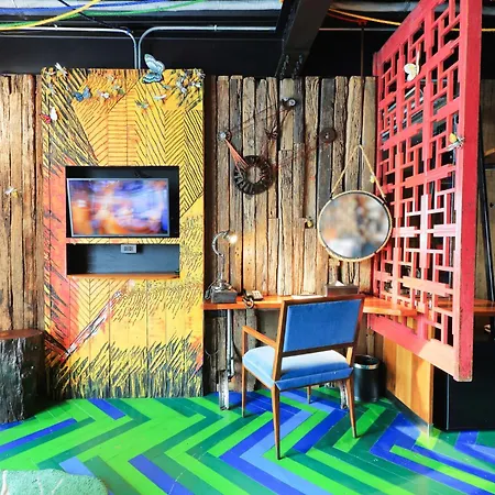 Mestyle Garage Hotel