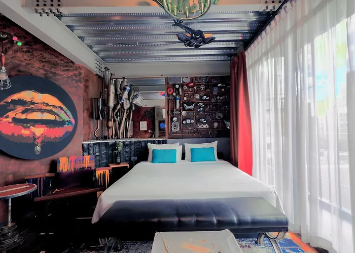 Mestyle Garage Hotel Bangkok