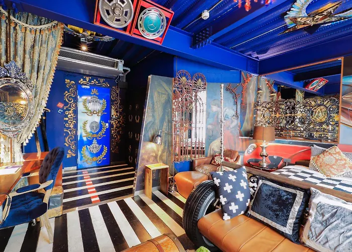 Hotel Mestyle Garage Bangkok